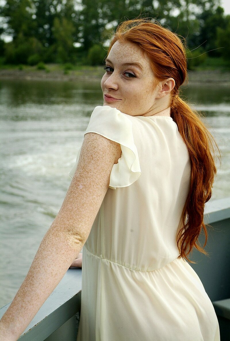 Алена, 19 лет, 0 размер груди